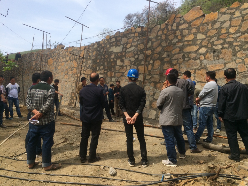 推行砌筑“試驗段”制度 打造擋土墻“亮點”工程(圖1)