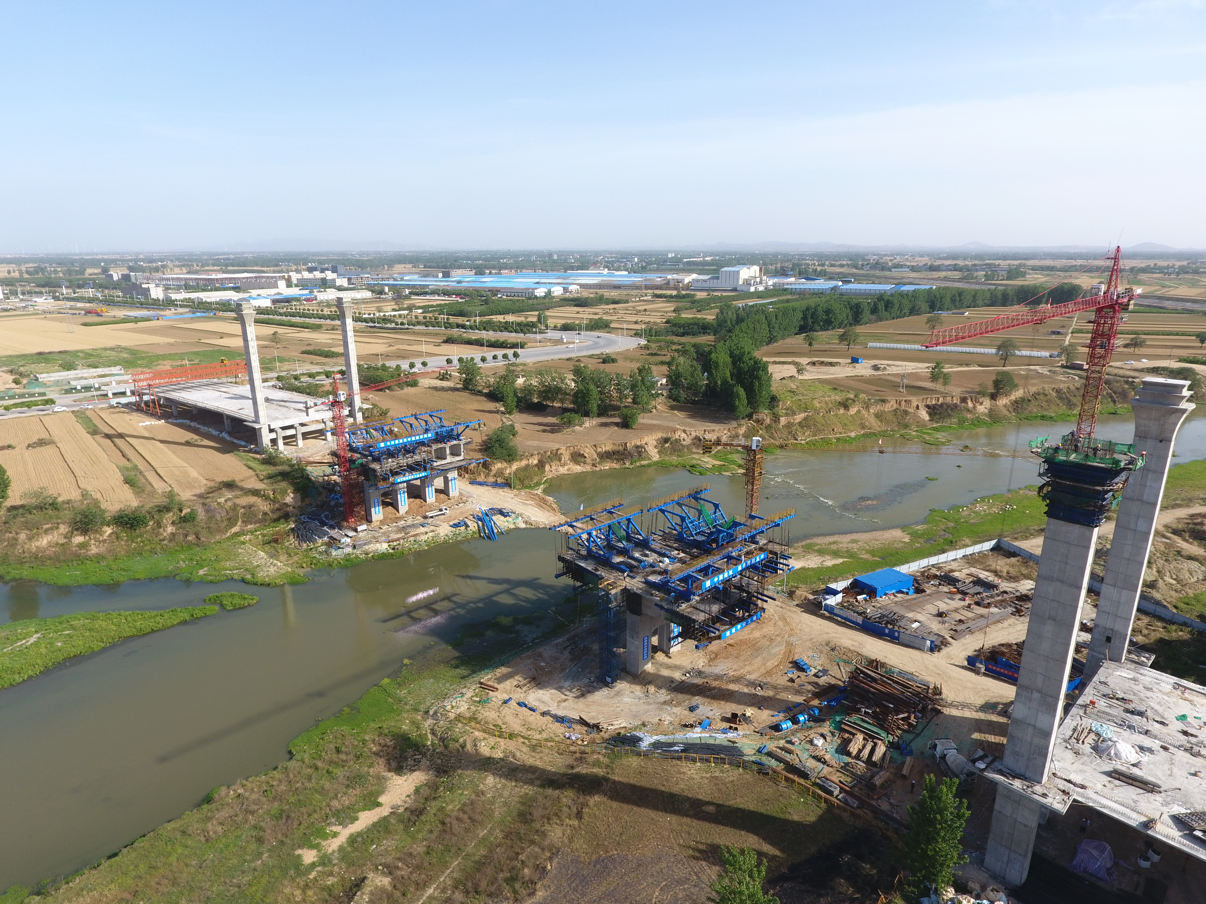 唐河特大橋工程進(jìn)展掠影(圖5)